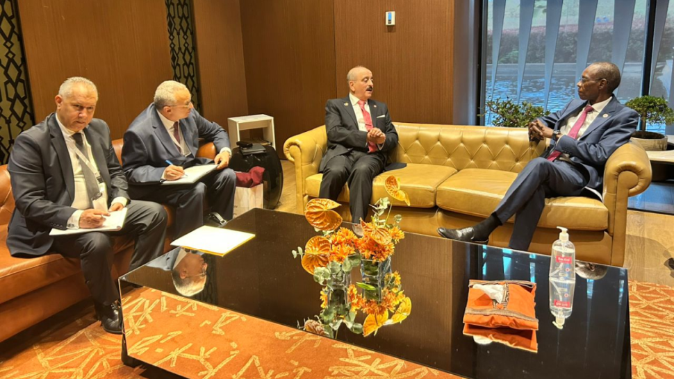 النفطي يسلم نظيره السينغالي مشروع خطة عمل للتعاون الثنائي